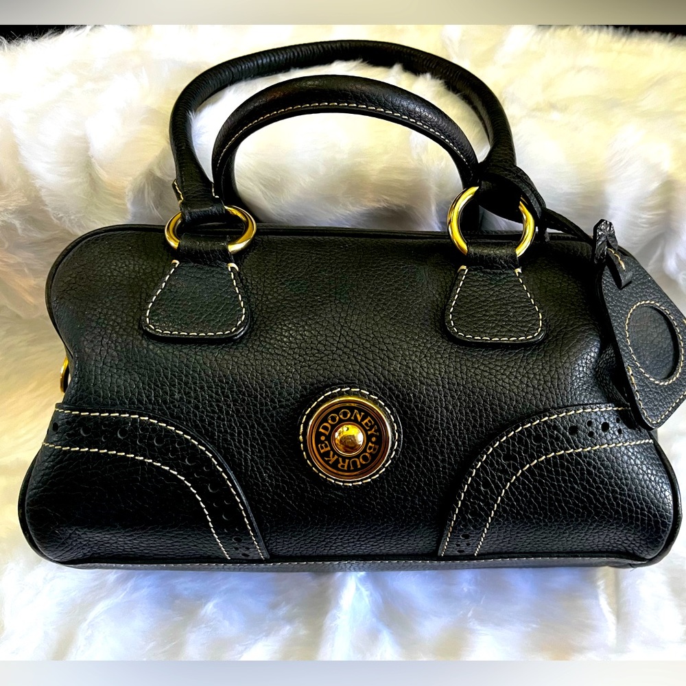 Dooney & Burke shoulder handbag